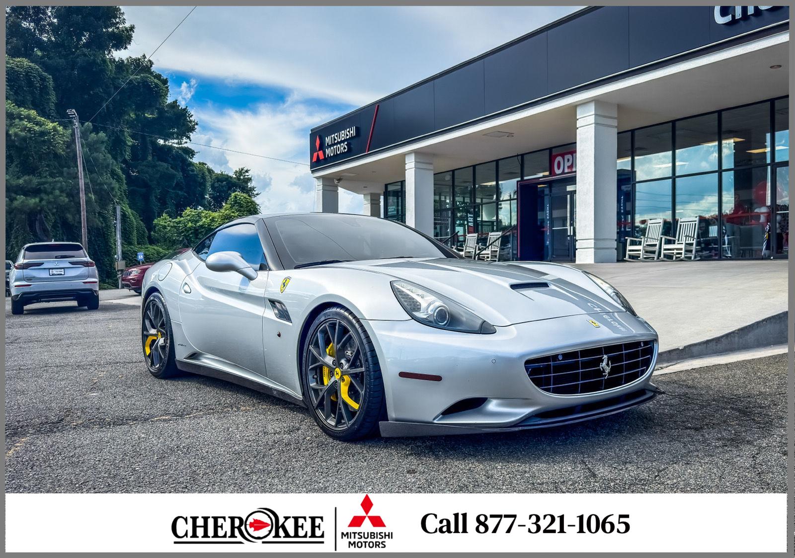 Argento Nurburgring Metallic 2010 Ferrari California Convertible Rear-Wheel Drive Automatic