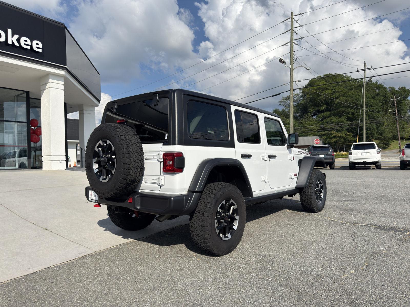 View vehicle photo 5