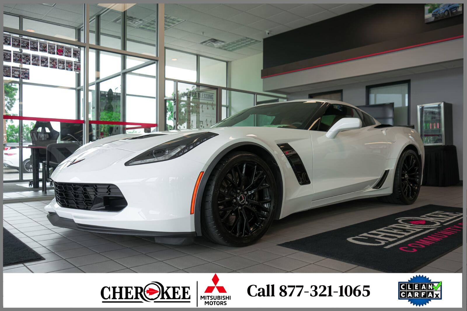 Arctic White 2015 Chevrolet Corvette Coupe Rear-Wheel Drive 7-Speed Manual