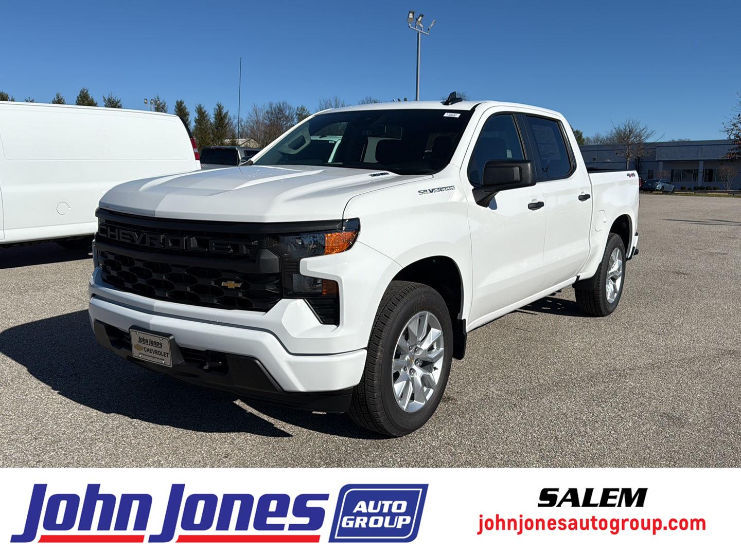 2026 Chevrolet Silverado 1500 Custom Crew Cab 4WD