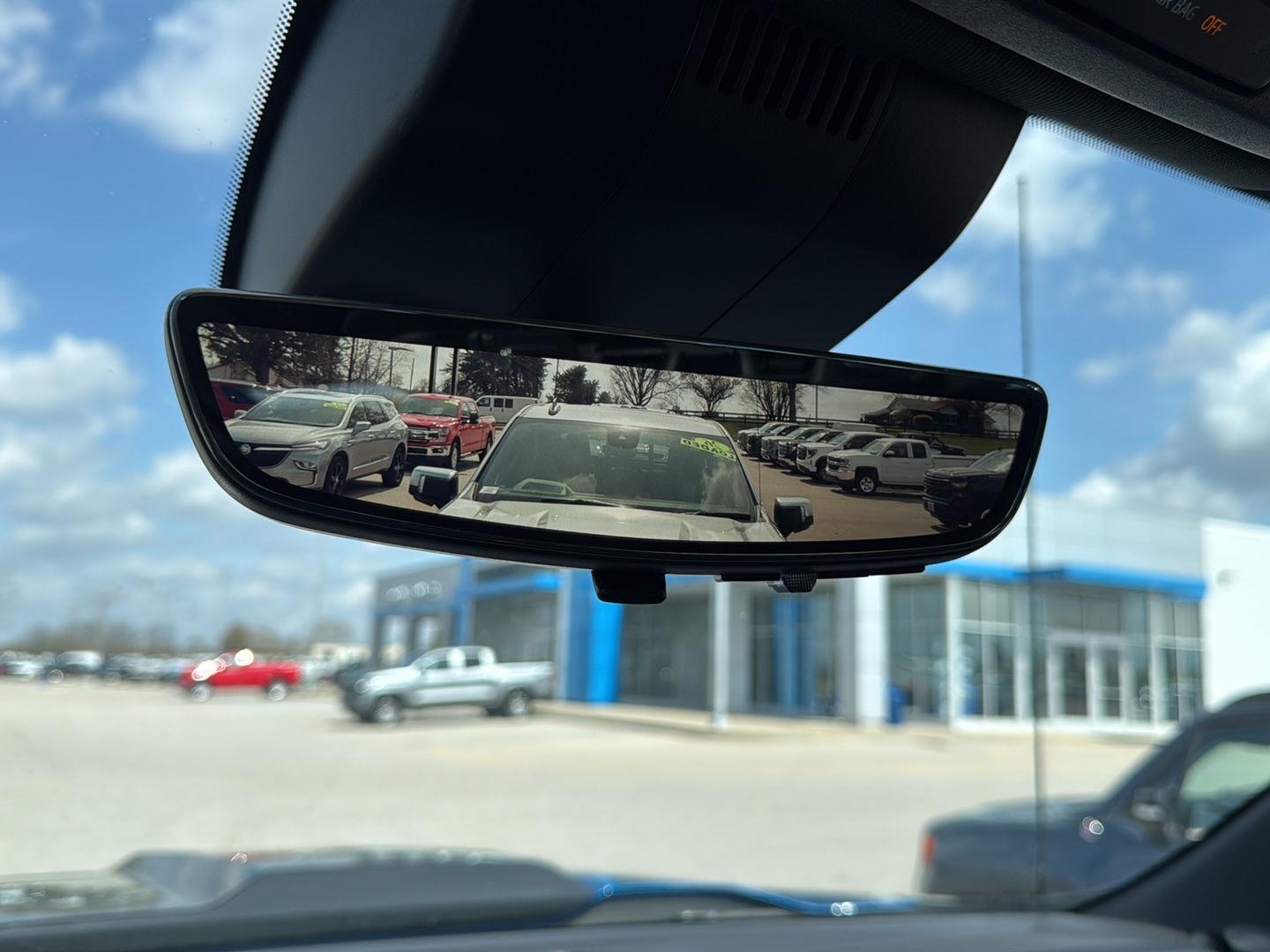 View vehicle photo 5