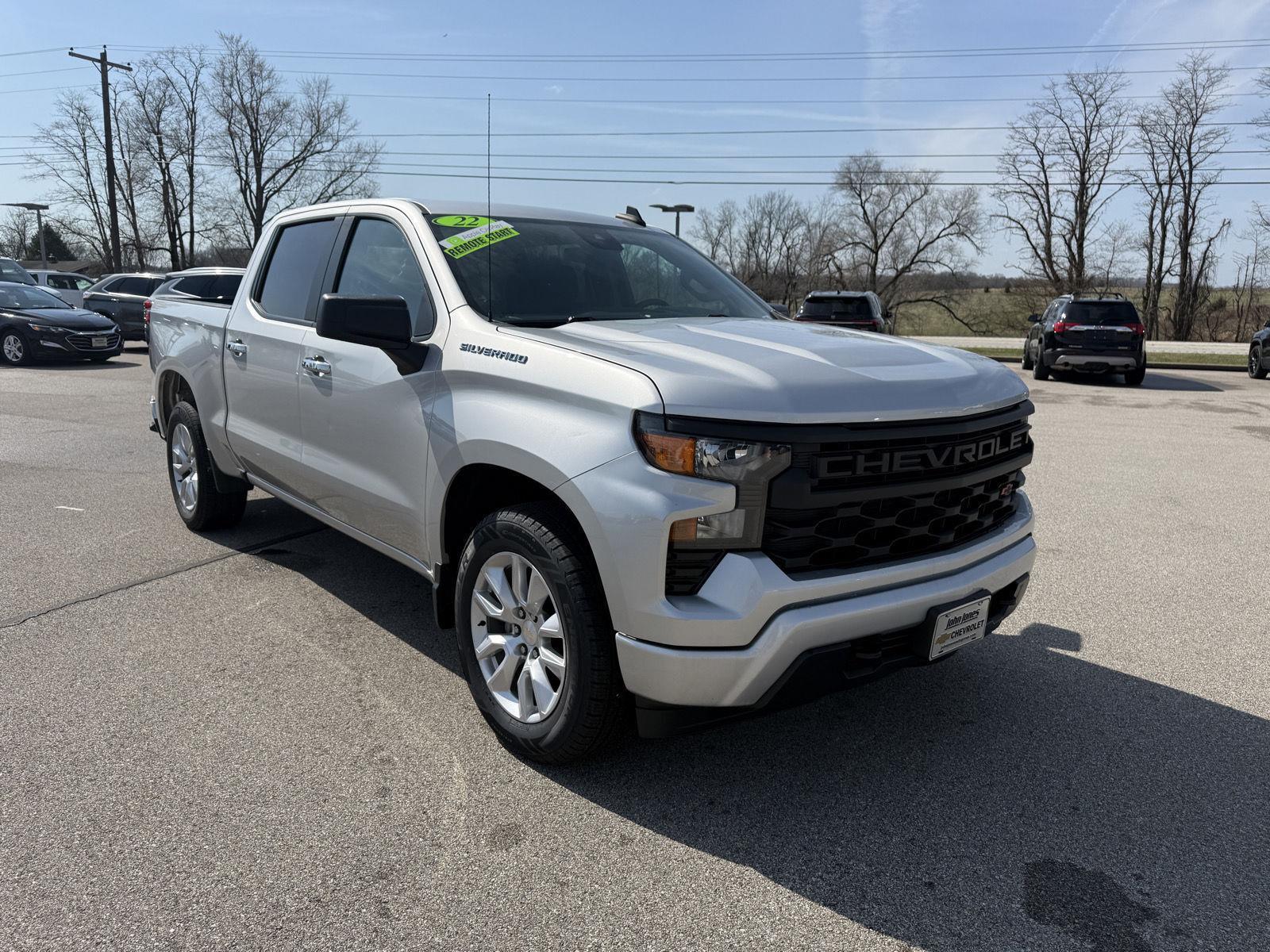 View vehicle photo 2