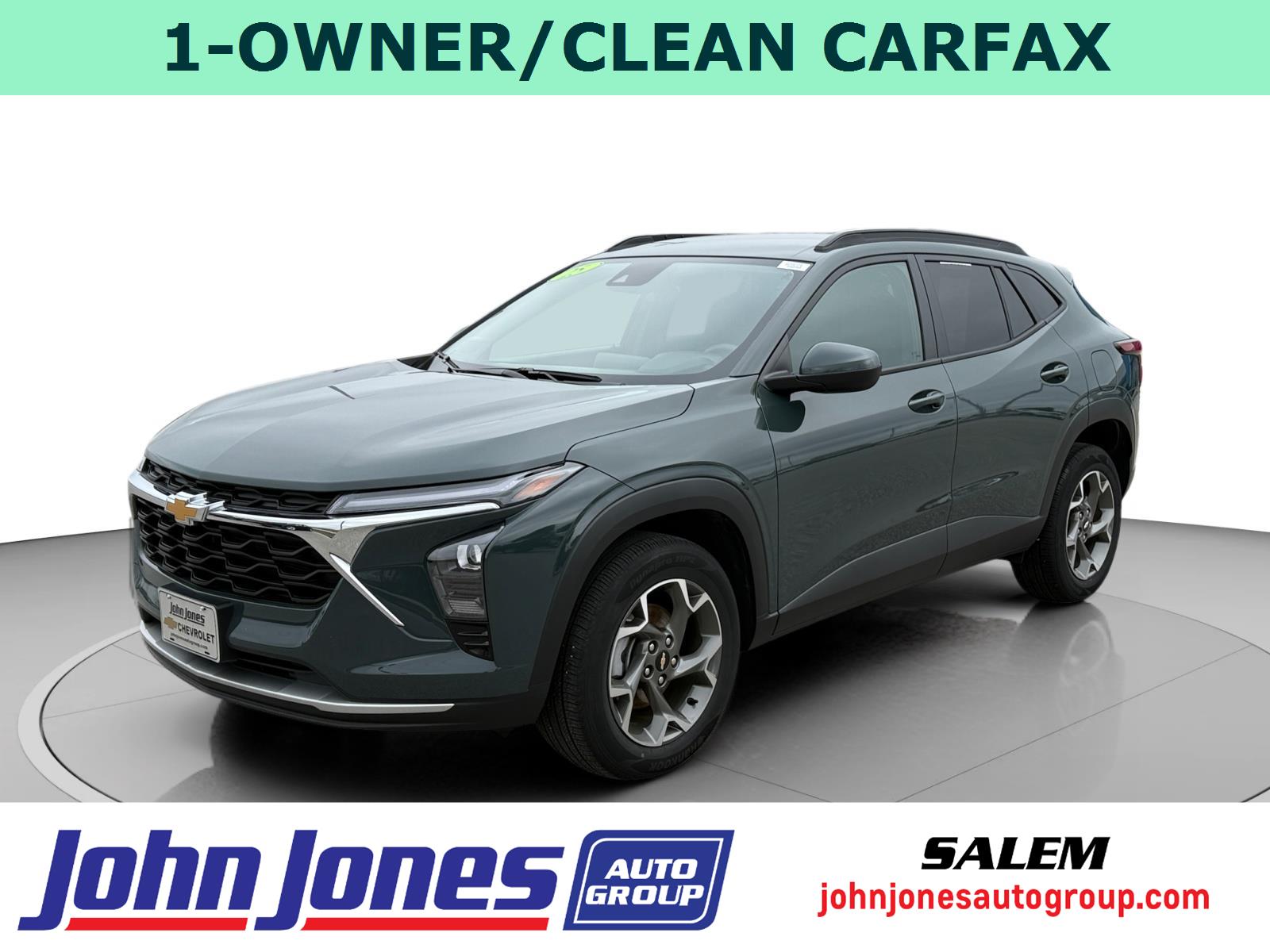 Gray 2025 Chevrolet Trax LT FWD SUV / Crossover Front-Wheel Drive