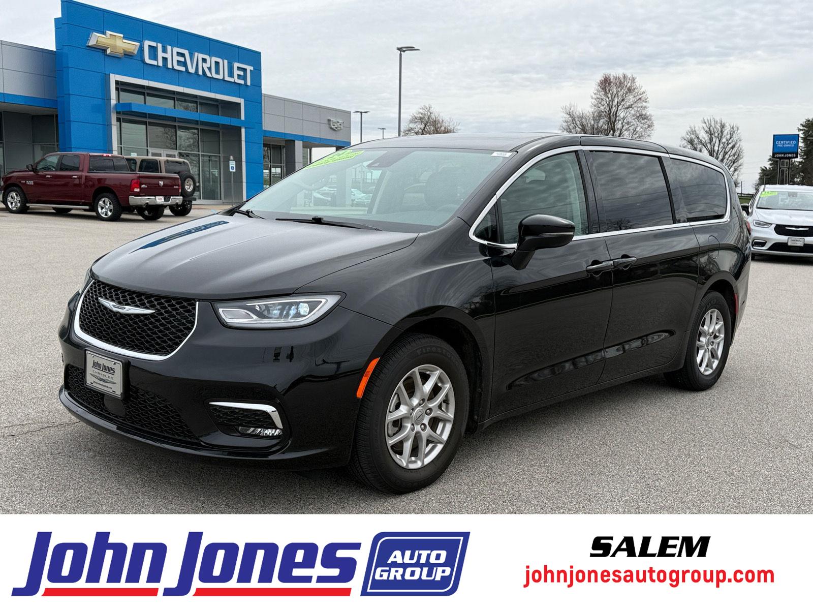 2024 Chrysler Pacifica Touring L FWD