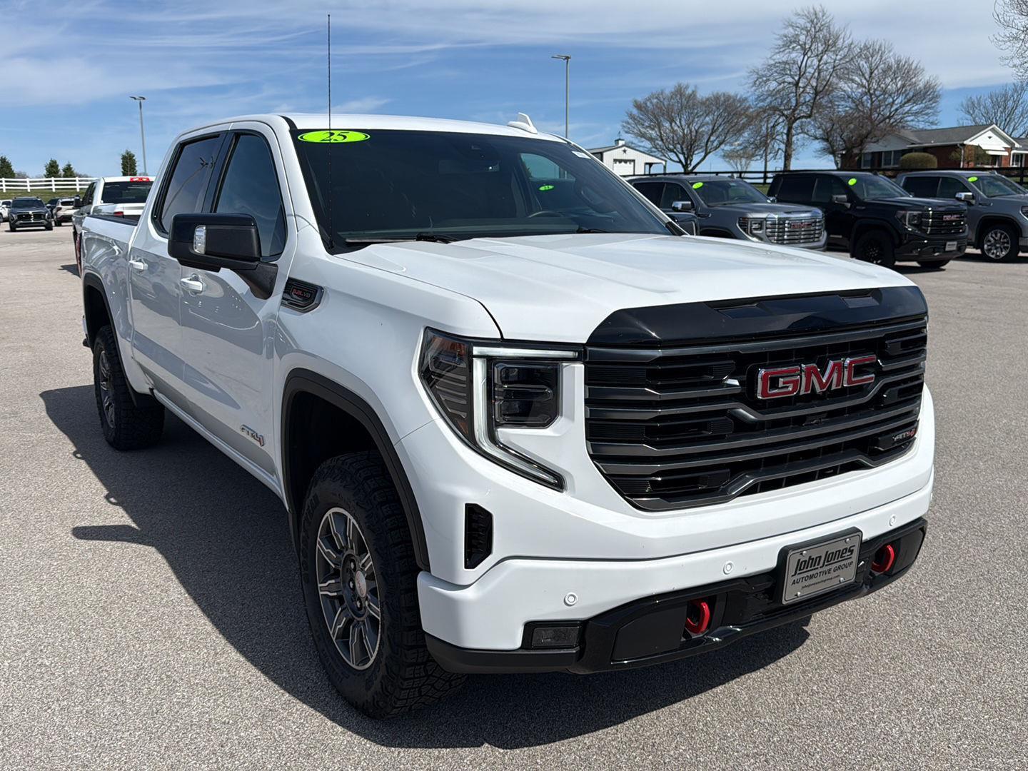 View vehicle photo 2