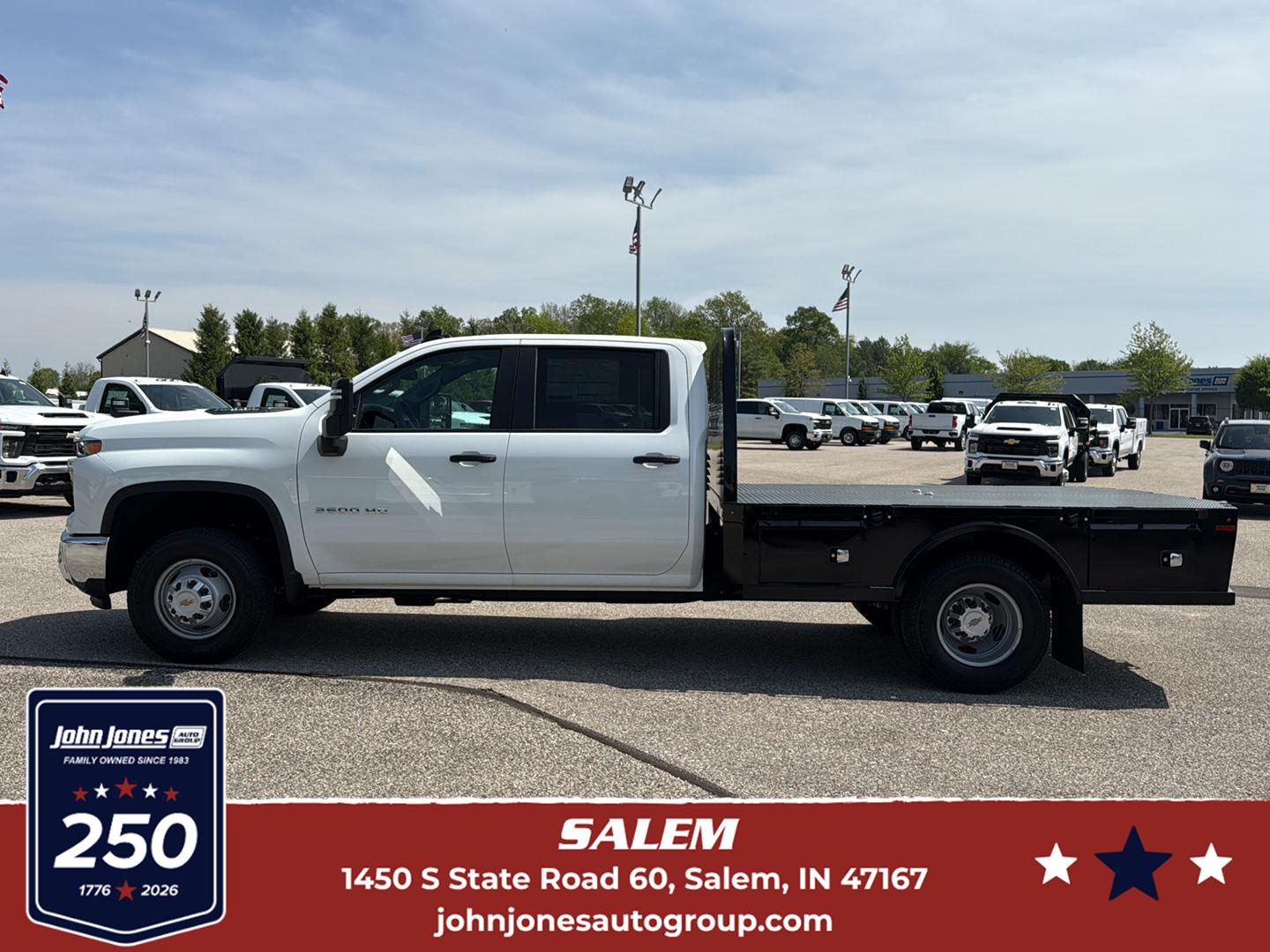 Summit White 2026 Chevrolet Silverado 3500HD Chassis Pickup Truck Four-Wheel Drive Automatic