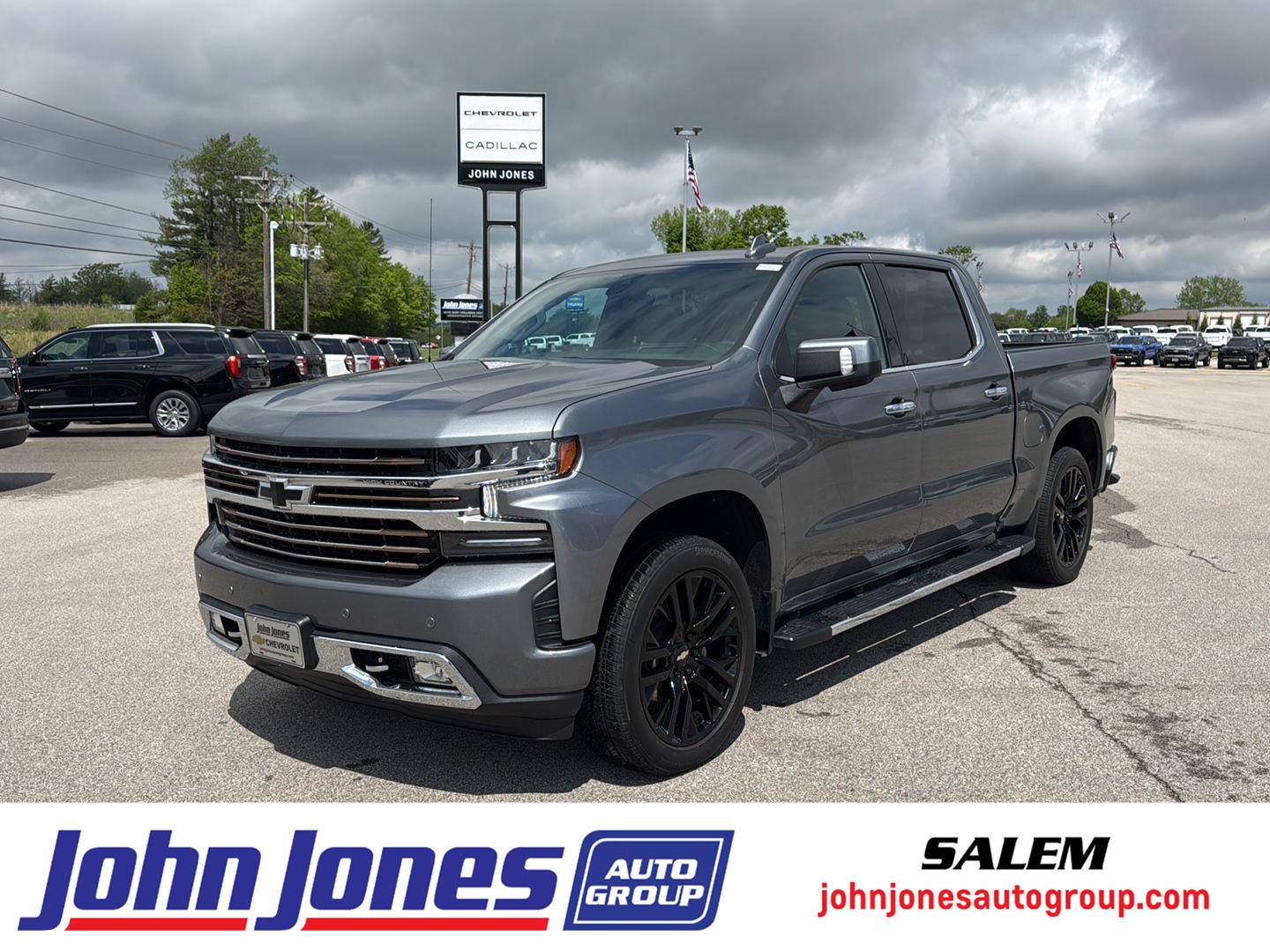 Gray (Satin Steel Metallic) 2021 Chevrolet Silverado 1500 High Country Crew Cab 4WD Pickup Truck Four-Wheel Drive Automatic