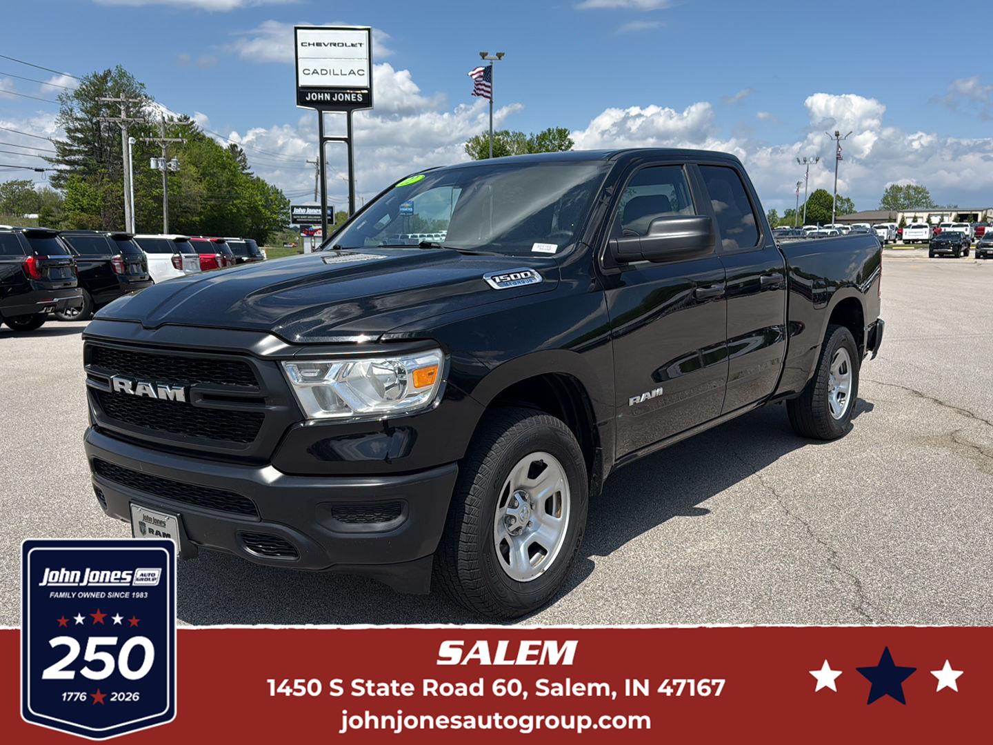Diamond Black Crystal Pearlcoat 2022 RAM 1500 Pickup Truck Four-Wheel Drive 8-Speed Automatic