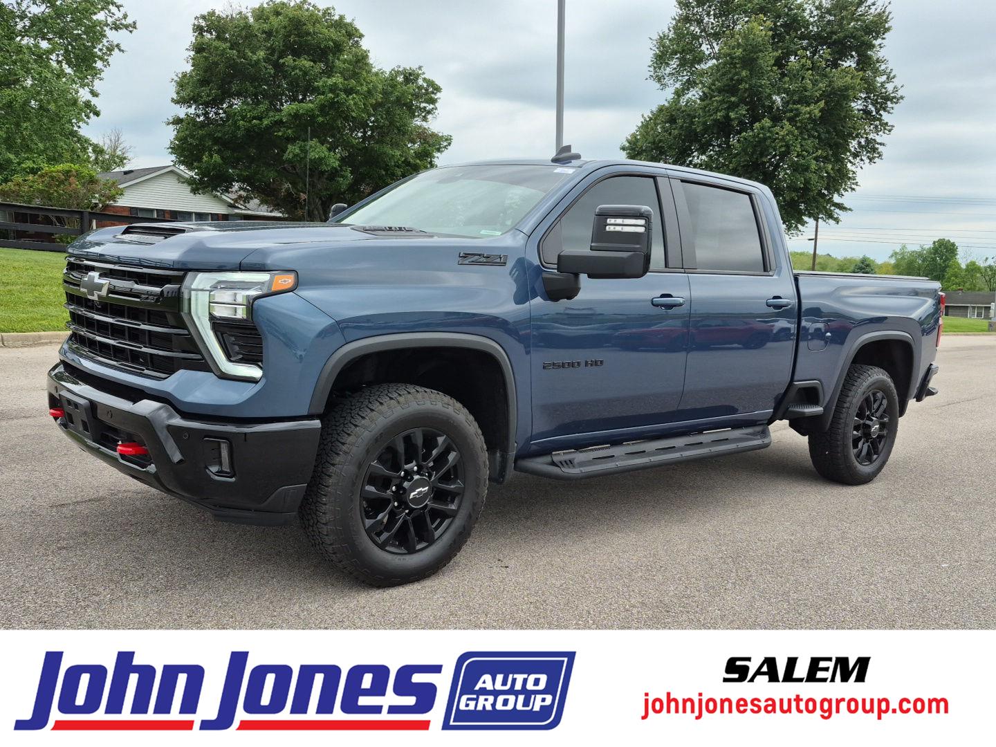Lakeshore Blue Metallic 2025 Chevrolet Silverado 2500HD LT Crew Cab 4WD Pickup Truck Four-Wheel Drive Automatic