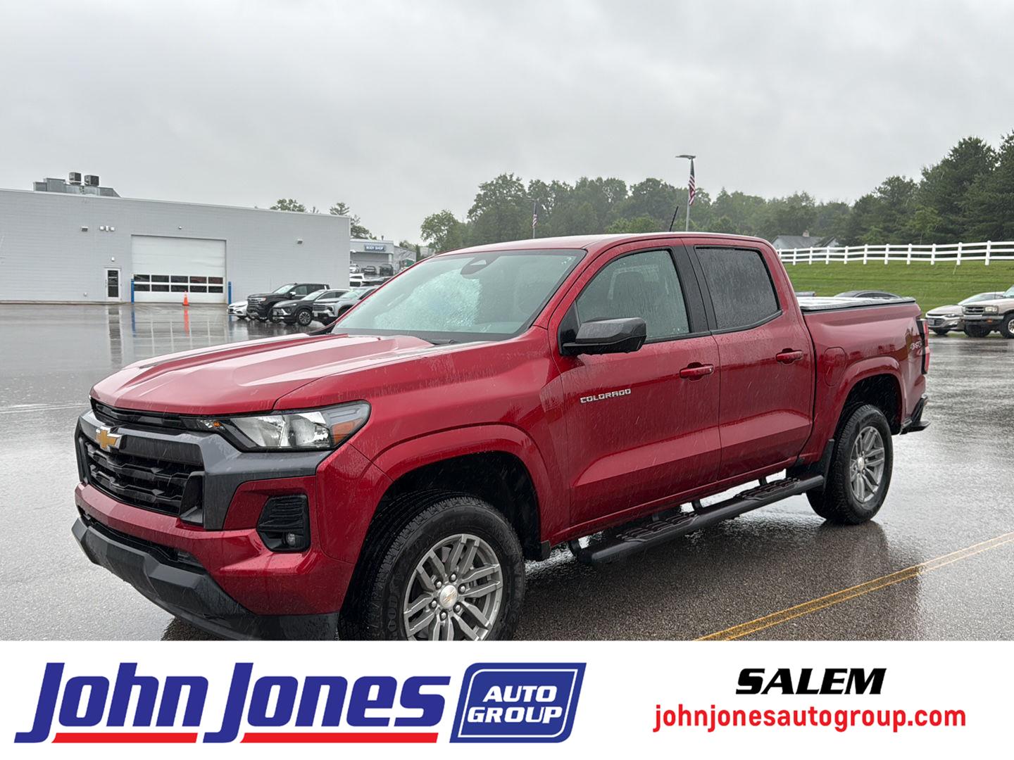 Radiant Red Tintcoat 2024 Chevrolet Colorado LT Crew Cab 4WD Pickup Truck Four-Wheel Drive 8-Speed Automatic