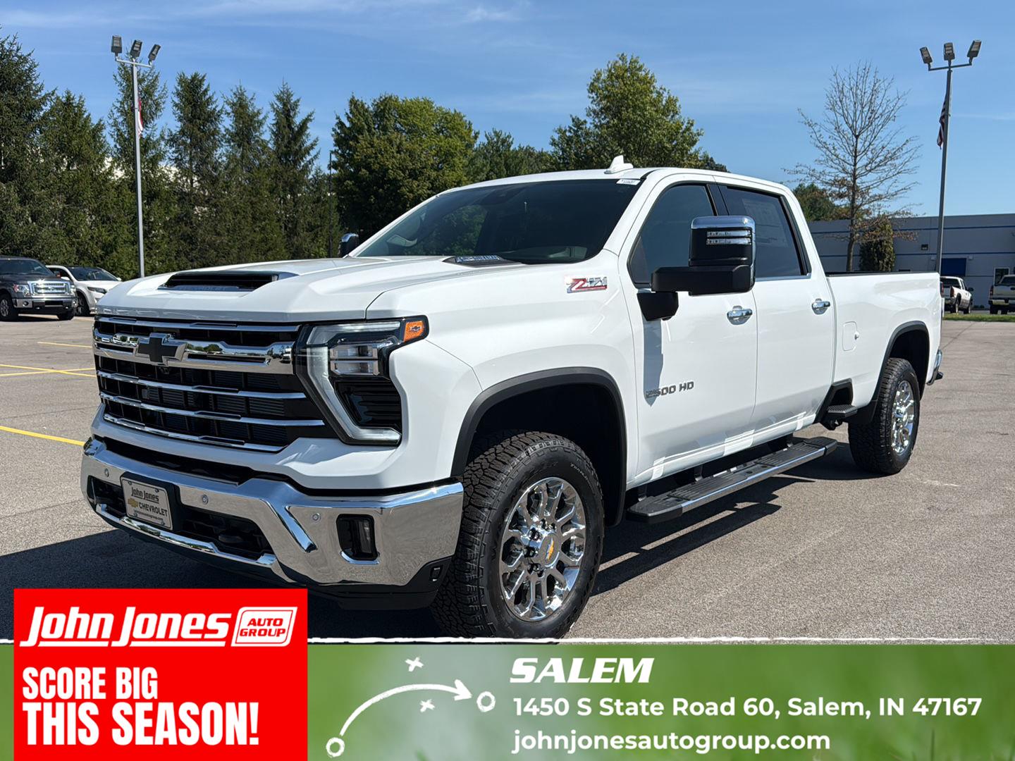 Summit White 2026 Chevrolet Silverado 2500HD Pickup Truck Four-Wheel Drive Automatic
