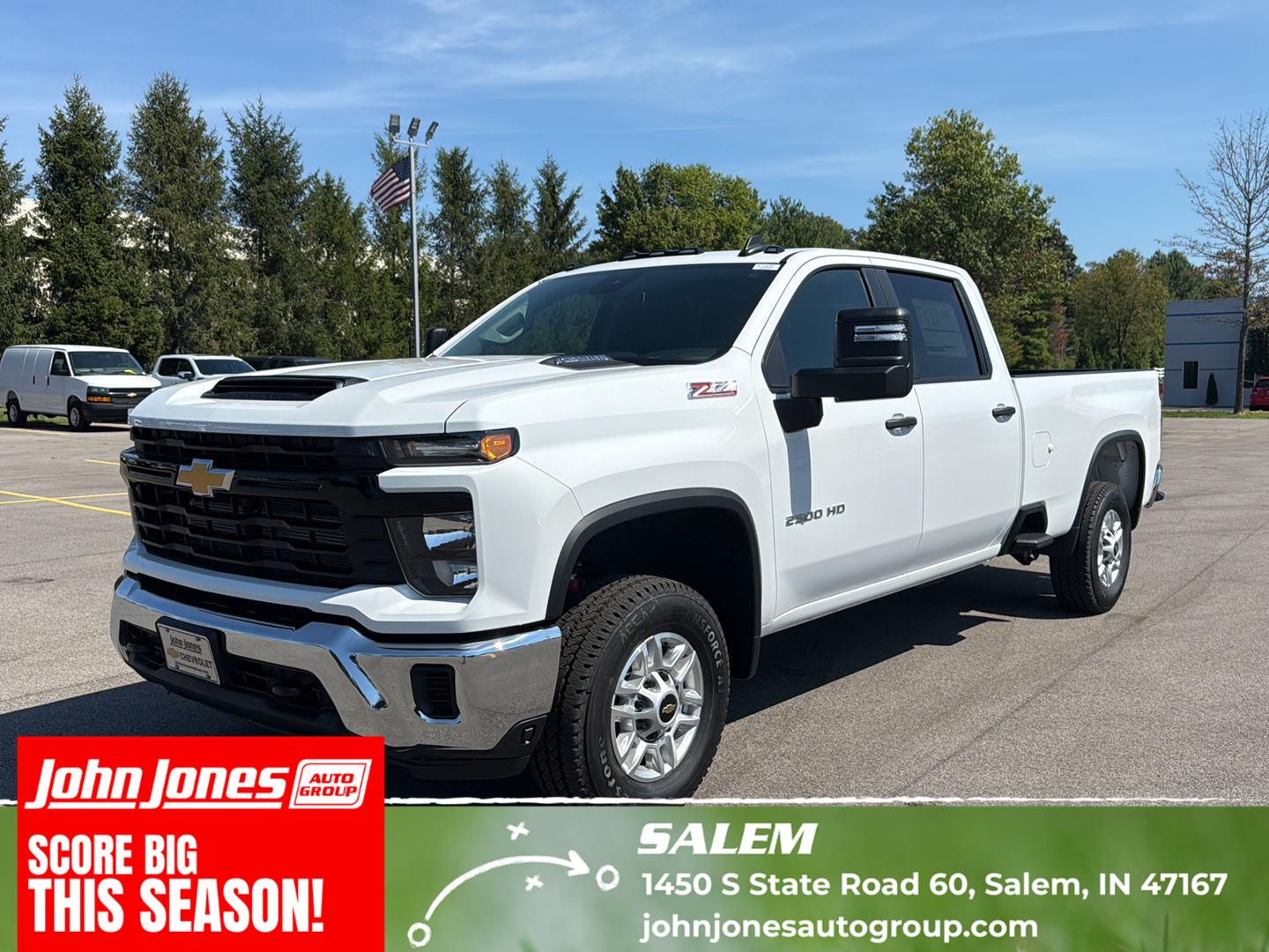Summit White 2026 Chevrolet Silverado 2500HD Pickup Truck Four-Wheel Drive Automatic