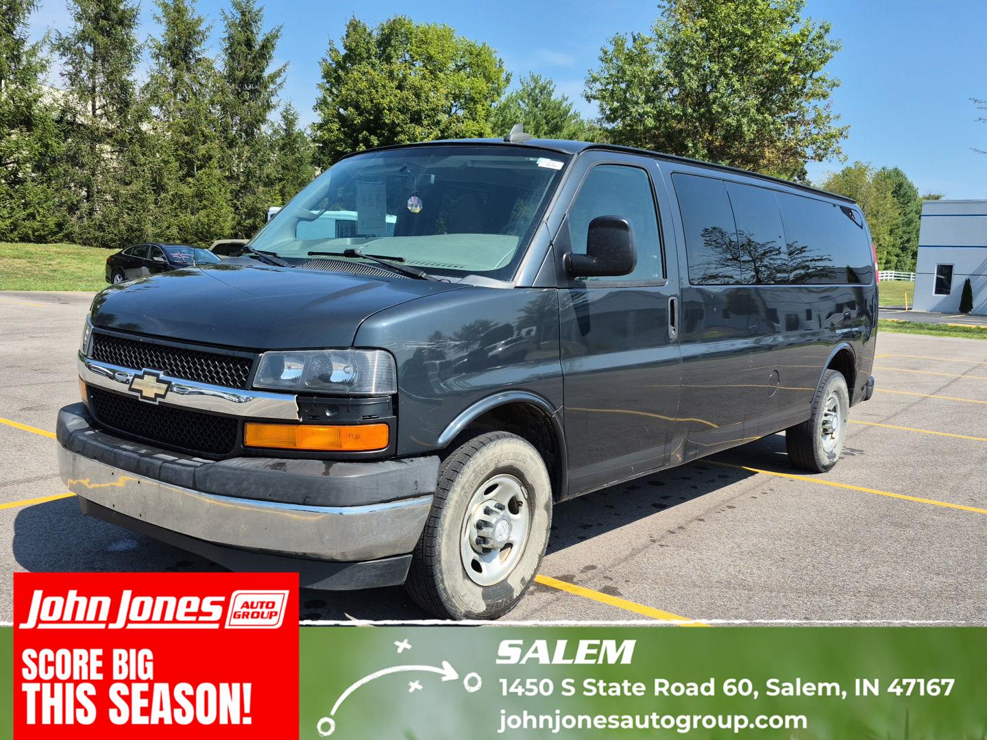 Gray (Graphite Metallic) 2017 Chevrolet Express Van Rear-Wheel Drive 6-Speed Automatic