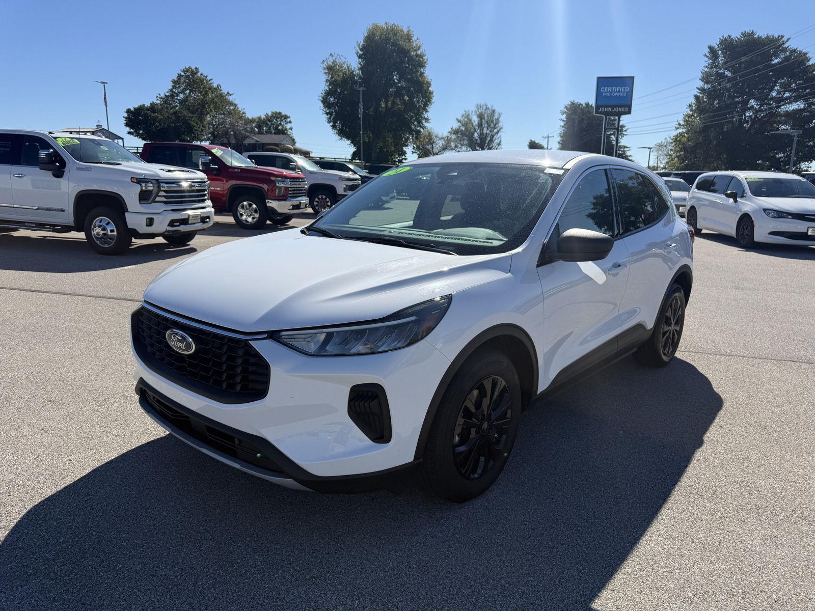 Oxford White 2024 Ford Escape SUV / Crossover Front-Wheel Drive 8-Speed Automatic