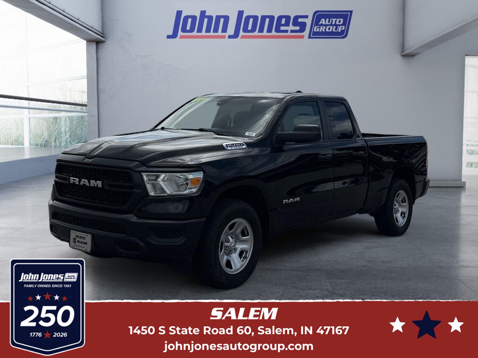 Diamond Black Crystal Pearlcoat 2022 RAM 1500 Pickup Truck Four-Wheel Drive 8-Speed Automatic