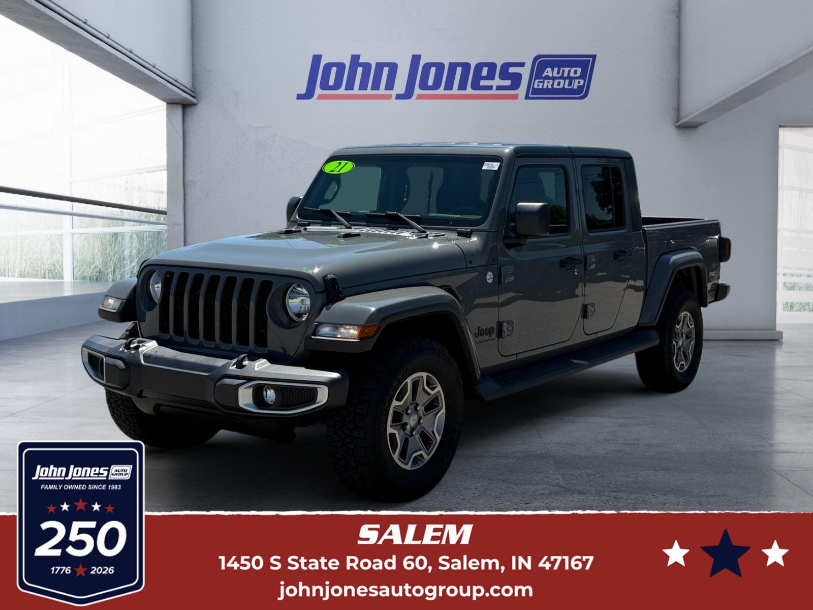 Sting-Gray Clearcoat 2021 Jeep Gladiator Pickup Truck Four-Wheel Drive 8-Speed Automatic
