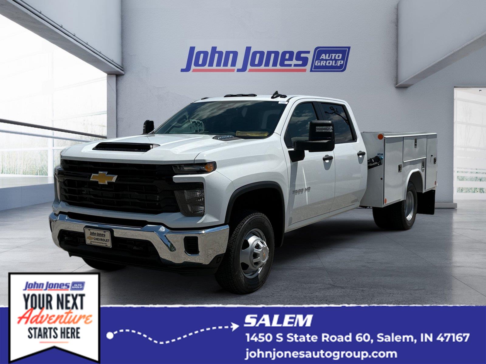 Summit White 2026 Chevrolet Silverado 3500HD Chassis Pickup Truck Four-Wheel Drive Automatic