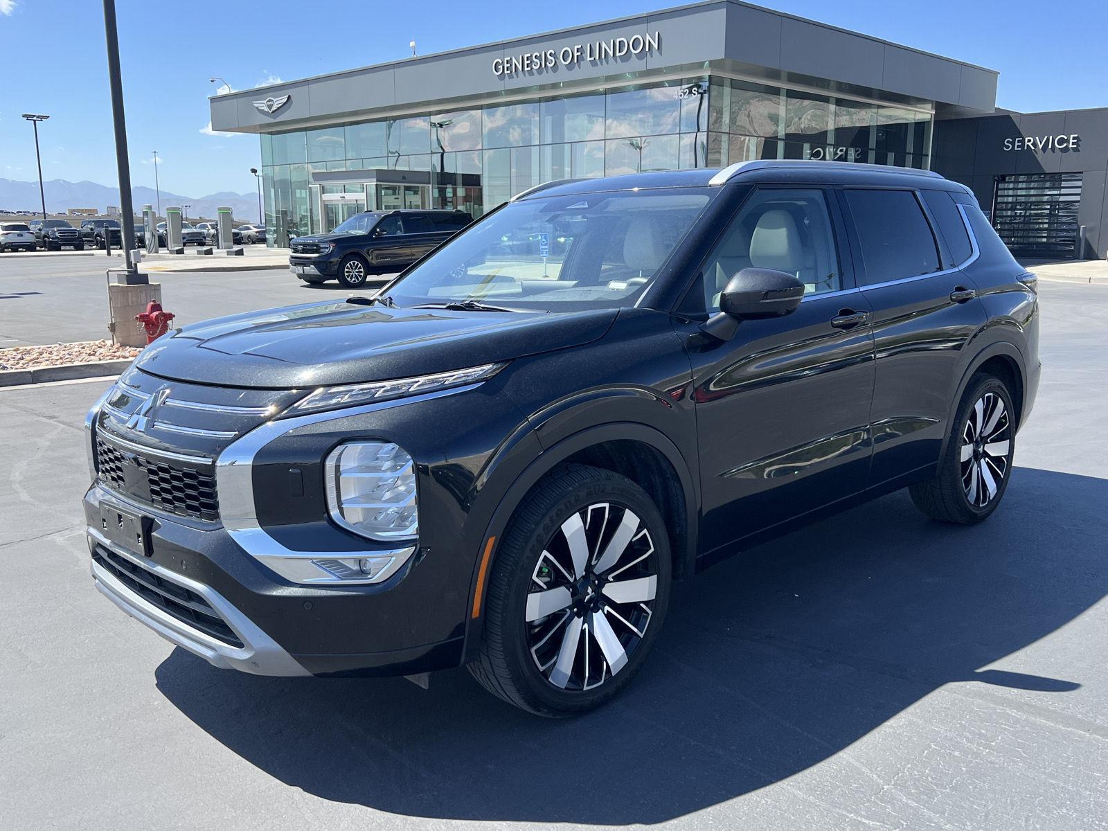 Black 2025 Mitsubishi Outlander SEL FWD SUV / Crossover Front-Wheel Drive Continuously Variable Transmission