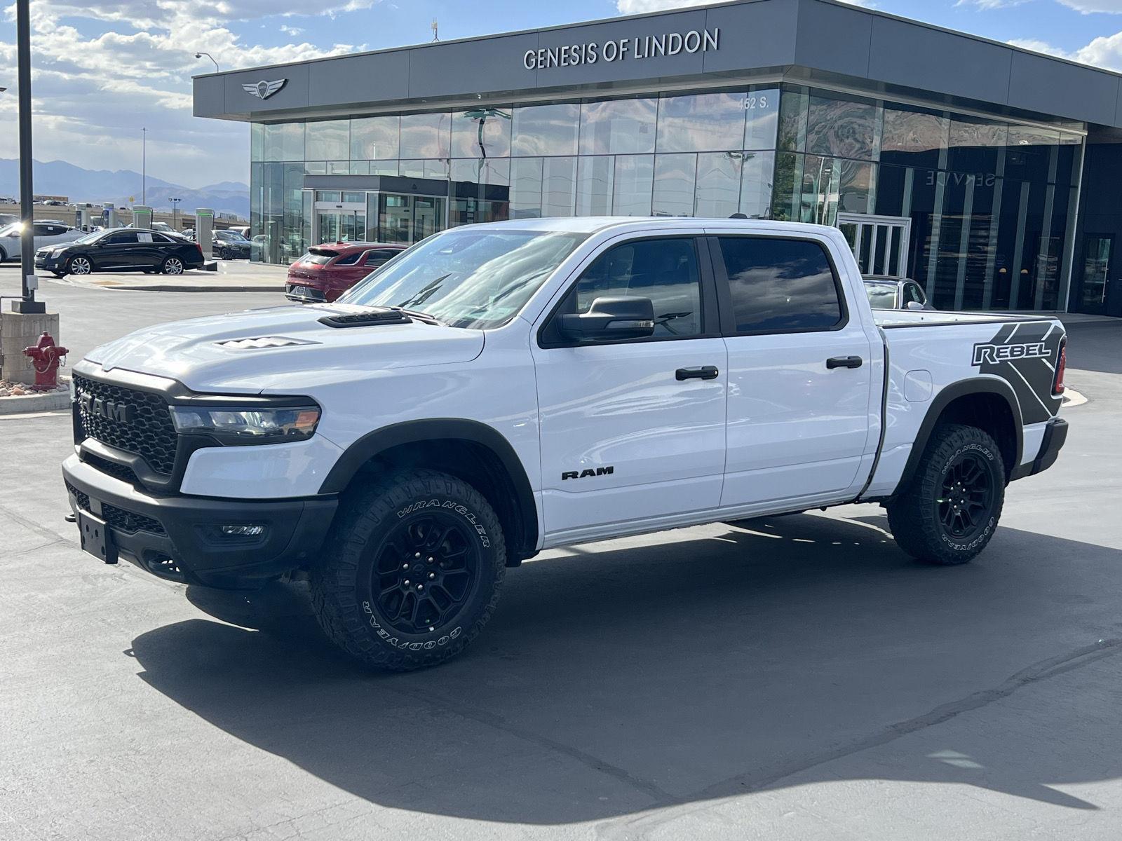 Bright White Clearcoat 2025 RAM 1500 Pickup Truck Four-Wheel Drive 8-Speed Automatic