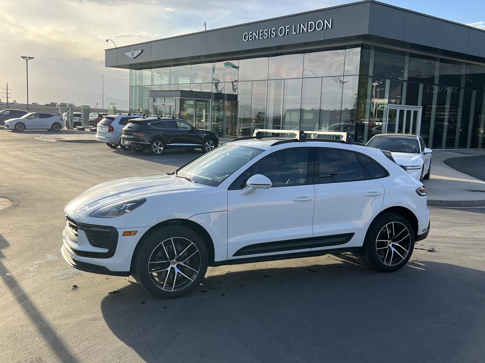 2025 Porsche Macan Blanco (Carrara White Metallic) SUV/Crossover Tracción en las cuatro ruedas Automática