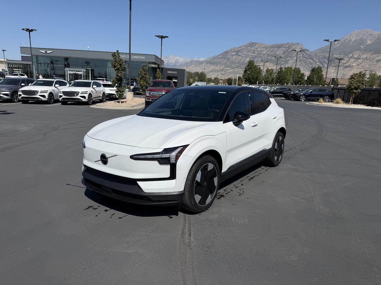 Crystal White Metallic 2025 Volvo EX30 SUV / Crossover All-Wheel Drive Automatic