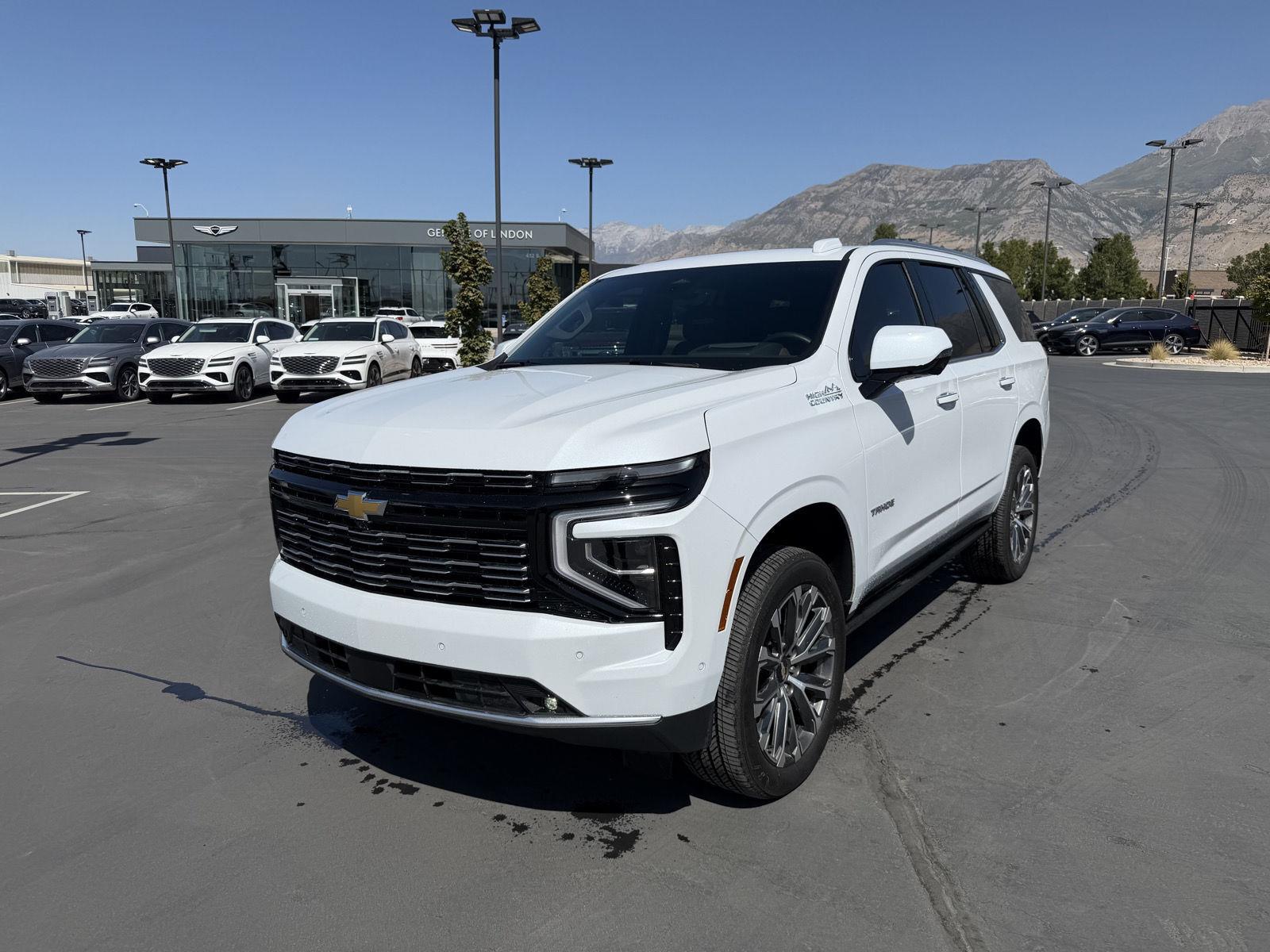 Polar White Tricoat 2026 Chevrolet Tahoe SUV / Crossover Four-Wheel Drive Automatic