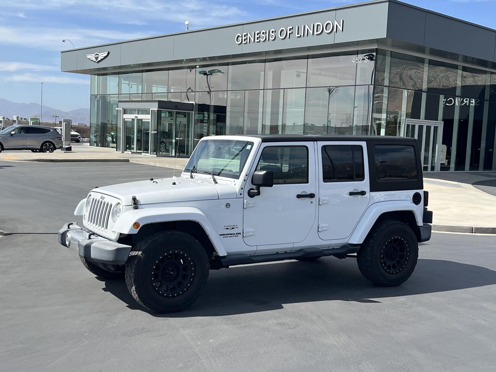 Bright White Clearcoat 2017 Jeep Wrangler SUV / Crossover Four-Wheel Drive 5-Speed Automatic