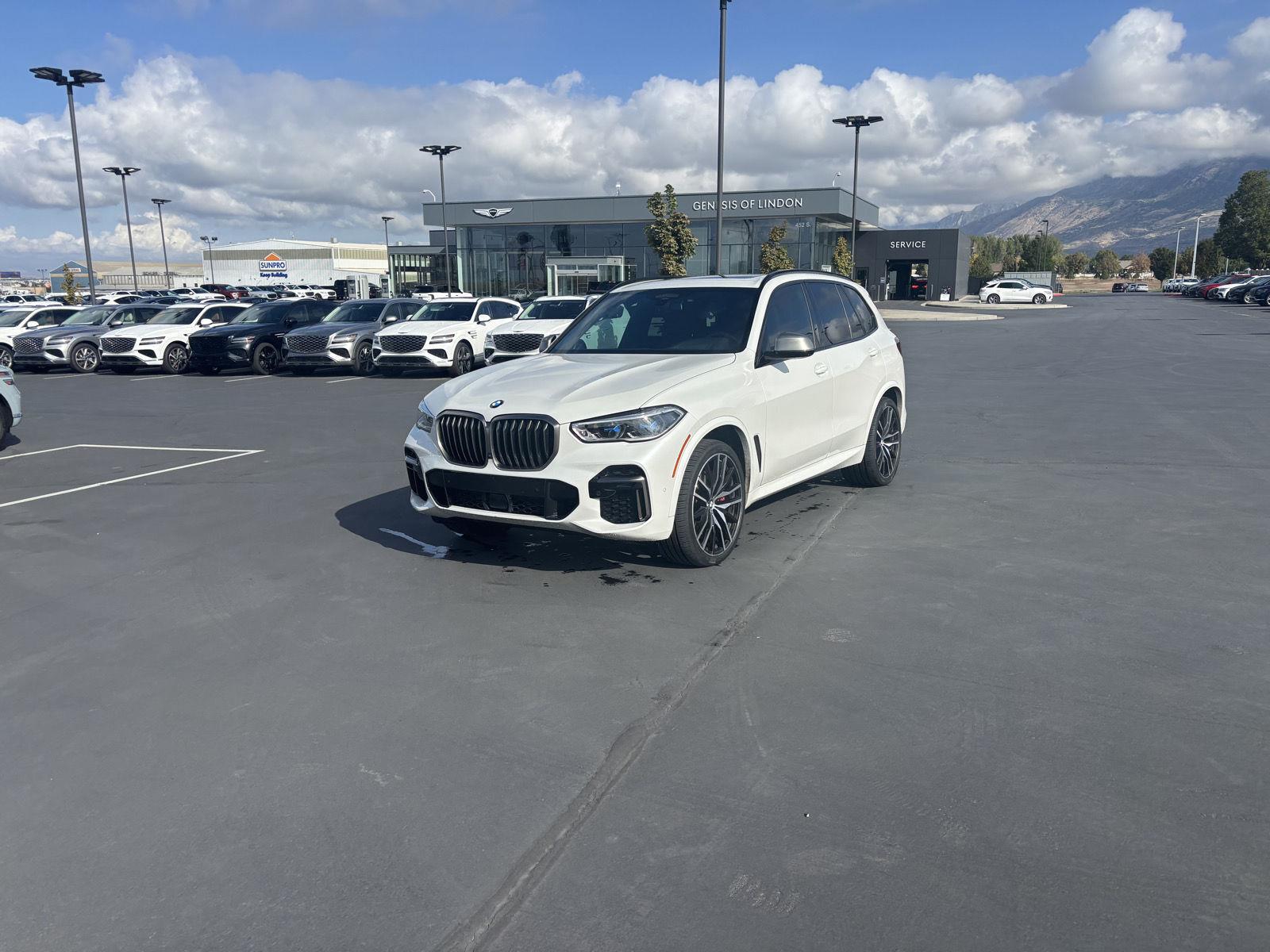 Mineral White Metallic 2023 BMW X5 SUV / Crossover All-Wheel Drive Automatic