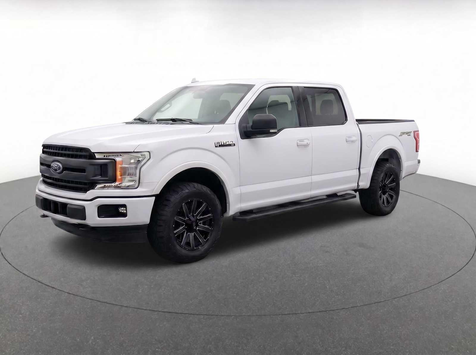 Oxford White 2018 Ford F-150 XLT SuperCrew 4WD Pickup Truck Four-Wheel Drive Automatic
