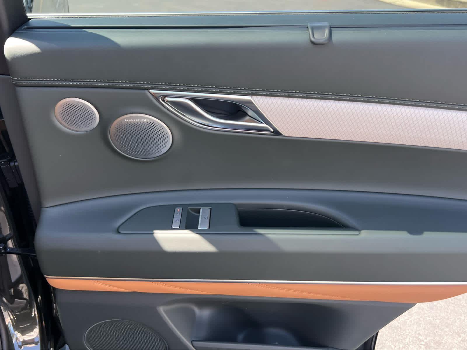 2026 GENESIS GV80 Advanced - Photo 16