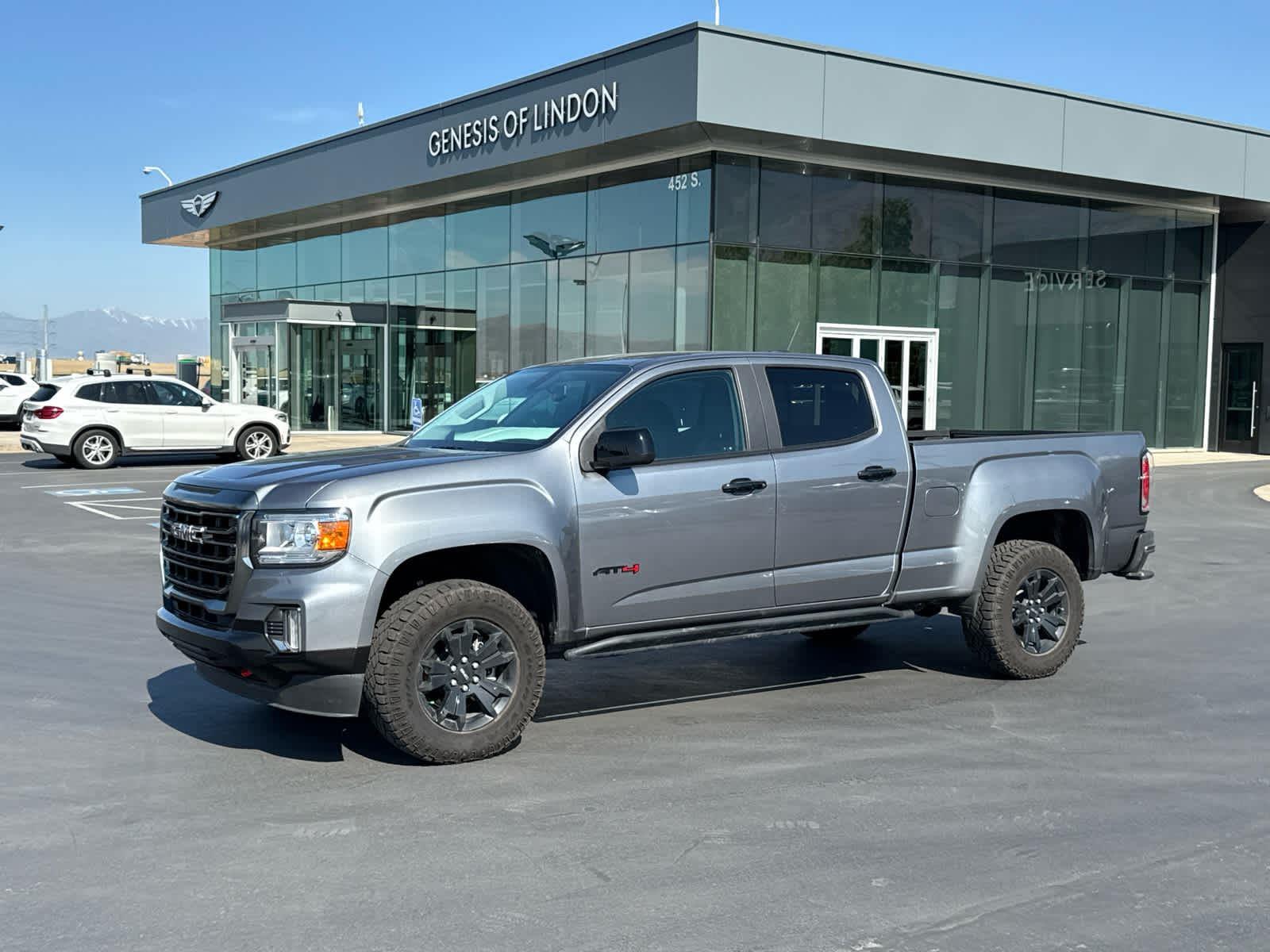 2022 GMC Canyon AT4 Crew Cab 4WD with Cloth
