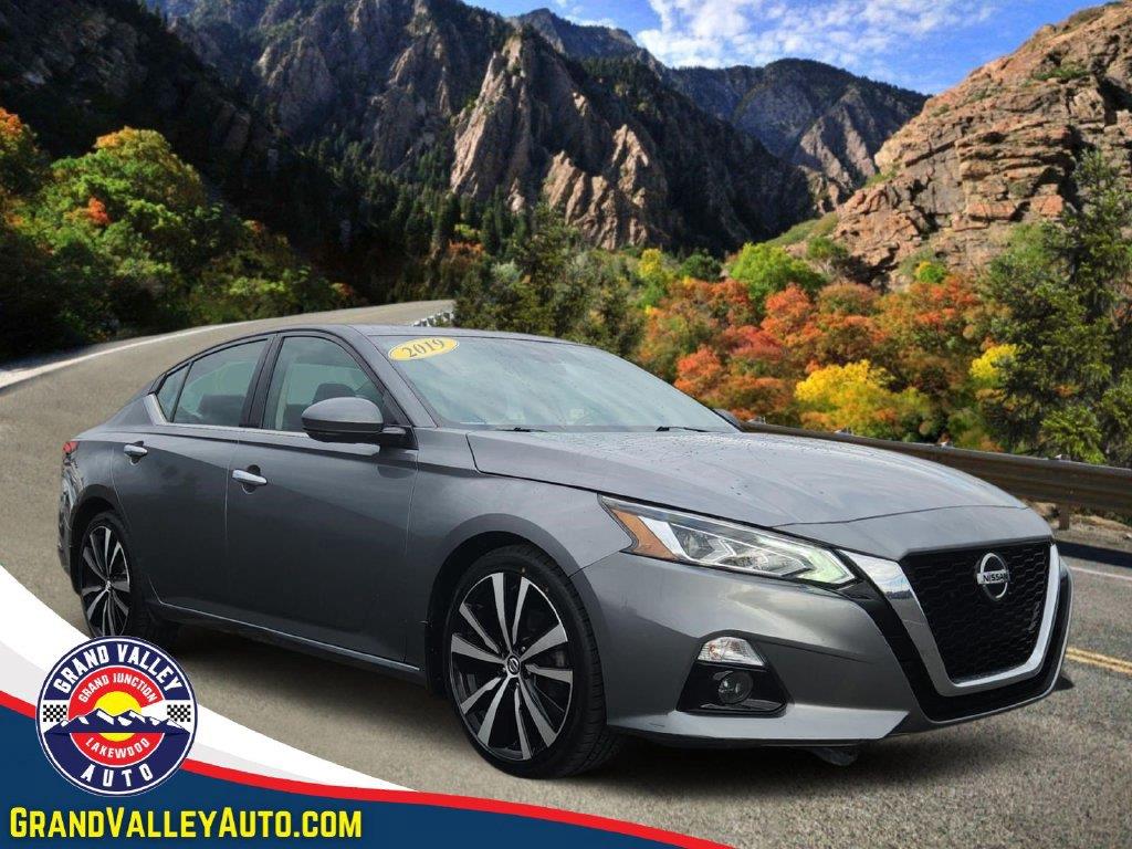 Gray (Gun Metallic) 2019 Nissan Altima Sedan Front-Wheel Drive Continuously Variable Transmission