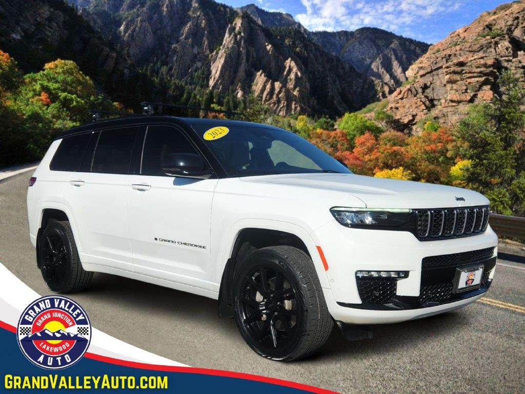  2023 Jeep Grand Cherokee L Summit 4WD   