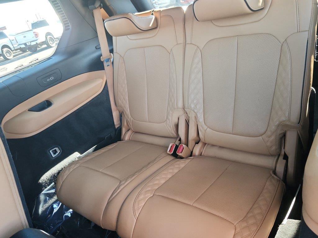Used 2023 Bright White Clearcoat Jeep Summit image 12