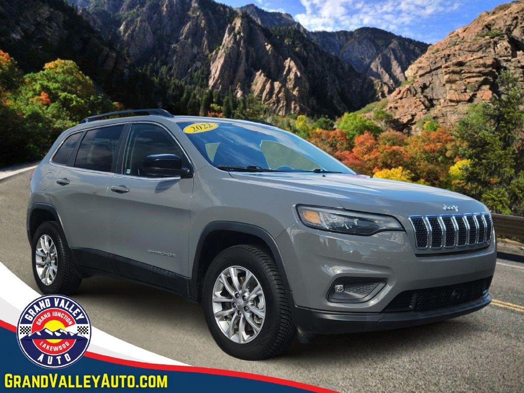 2022 Jeep Cherokee Latitude Lux 4WD