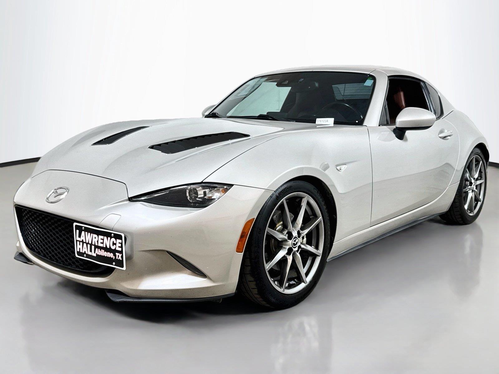  2022 Mazda MX-5 Miata RF Grand Touring RWD   