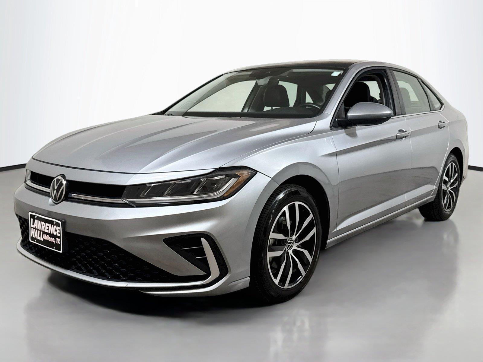 2025 Volkswagen Jetta SE FWD