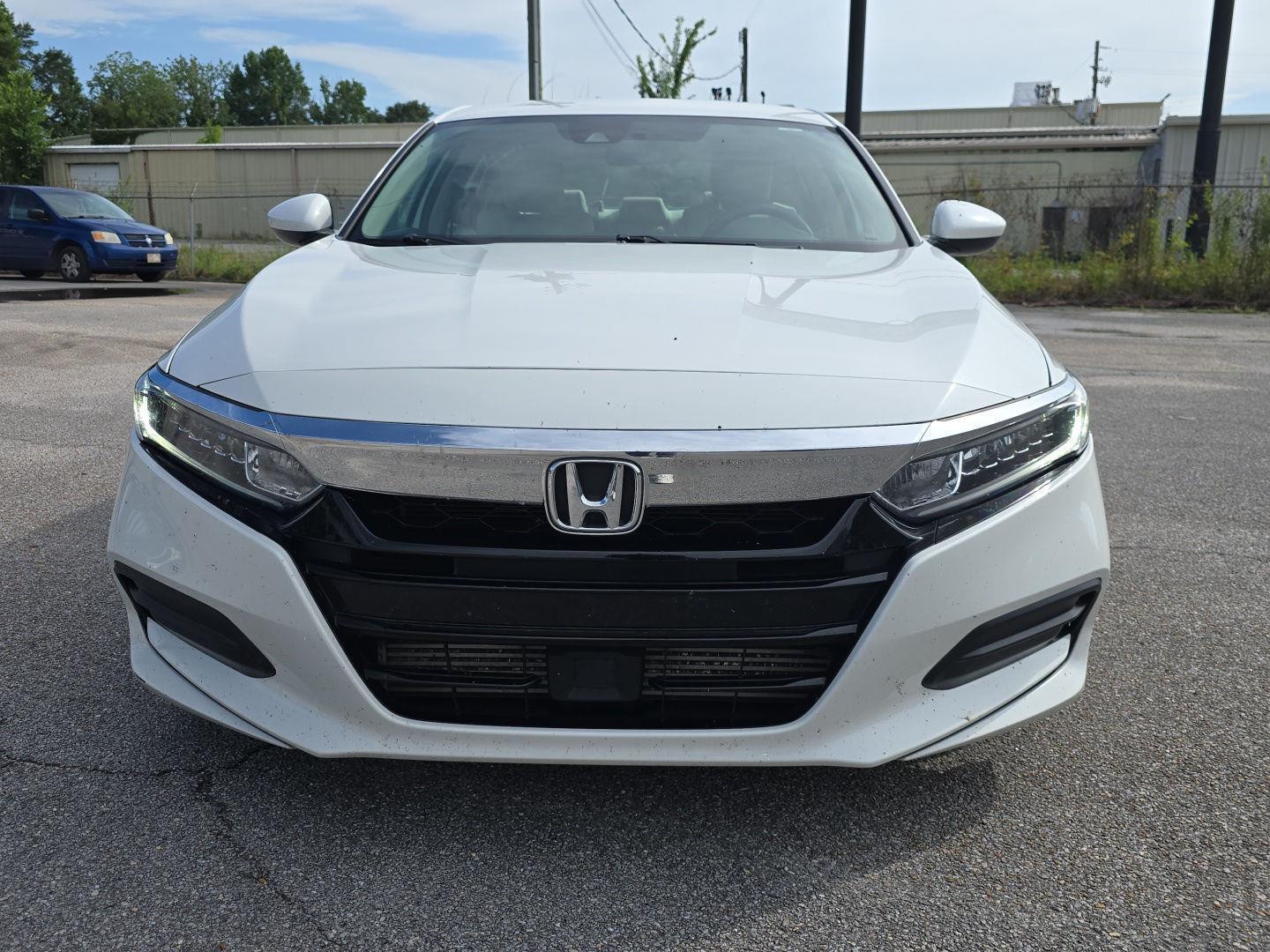 Used 2018 Platinum White Pearl Honda LX 1.5T image 8