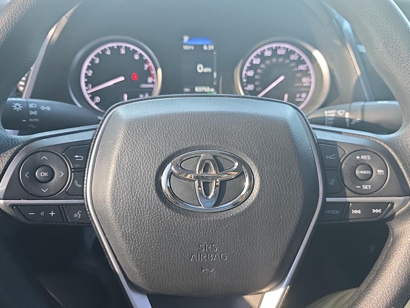 Used 2024 Ice Cap Toyota LE image 6