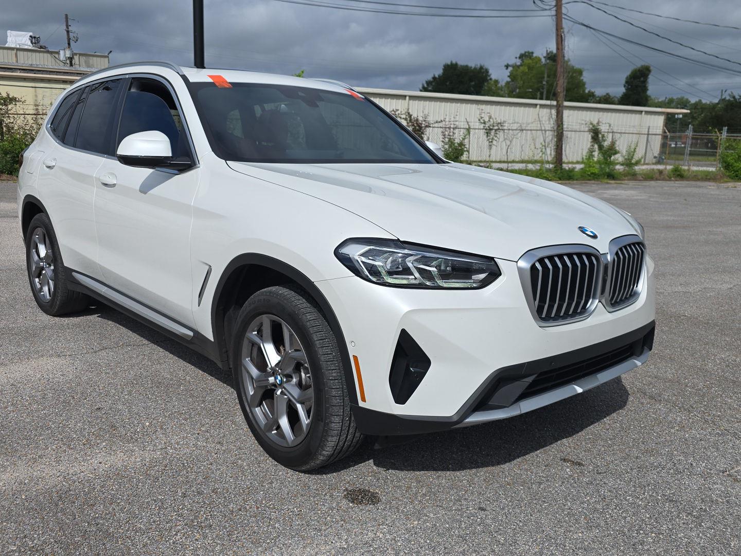 Mineral White Metallic 2024 BMW X3 SUV / Crossover Rear-Wheel Drive Automatic