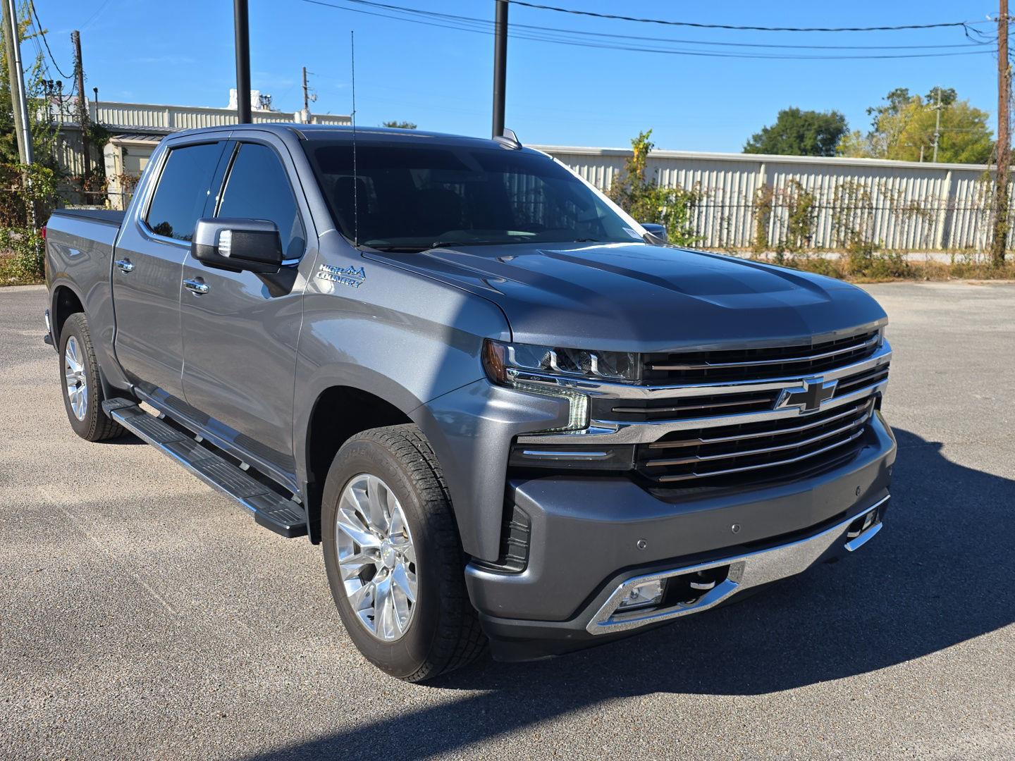 Gray (Satin Steel Metallic) 2022 Chevrolet Silverado 1500 Pickup Truck Four-Wheel Drive Automatic