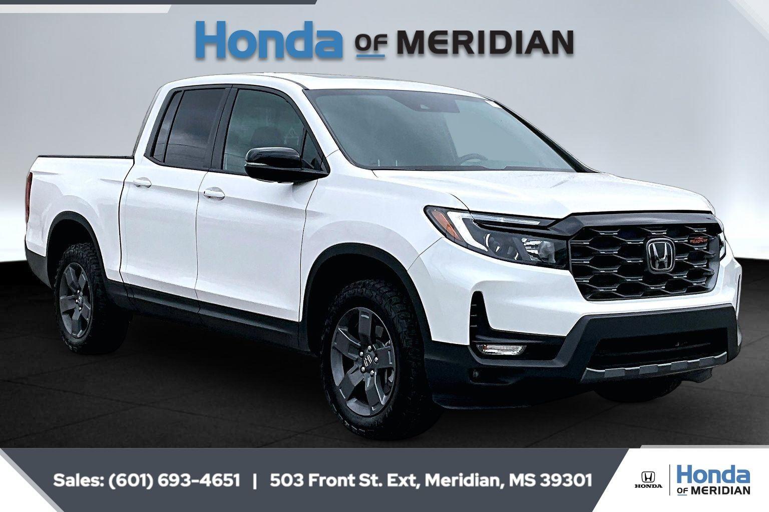 Platinum White Pearl 2025 Honda Ridgeline TrailSport AWD Pickup Truck All-Wheel Drive Automatic