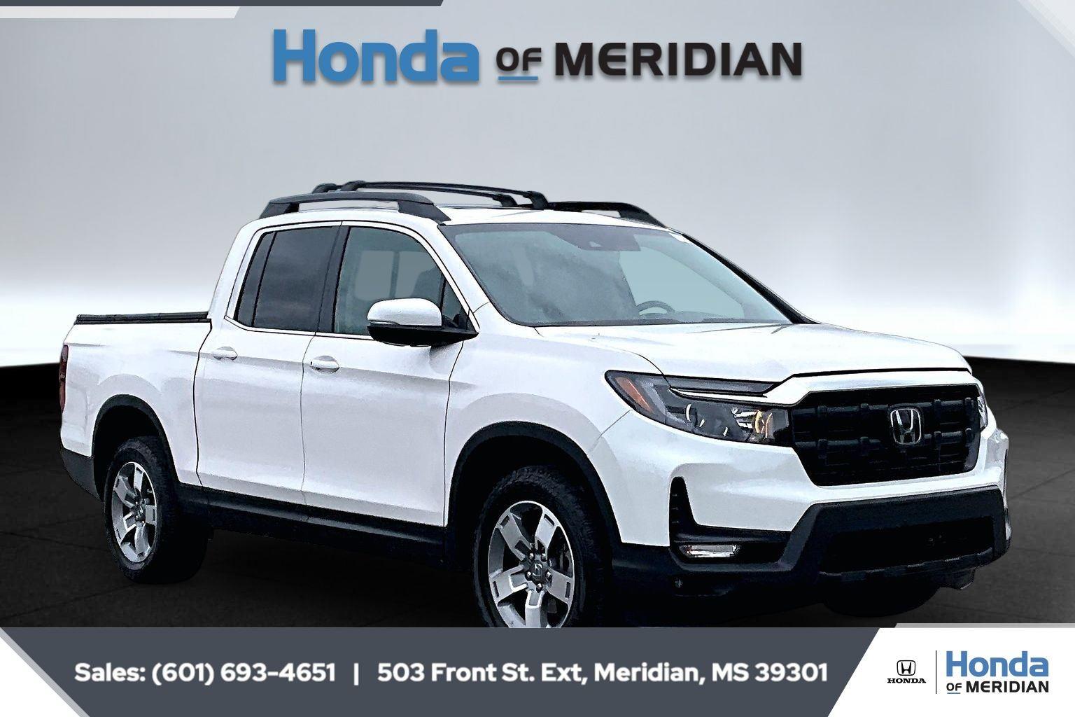 Platinum White Pearl 2025 Honda Ridgeline RTL AWD Pickup Truck All-Wheel Drive 9-Speed Automatic