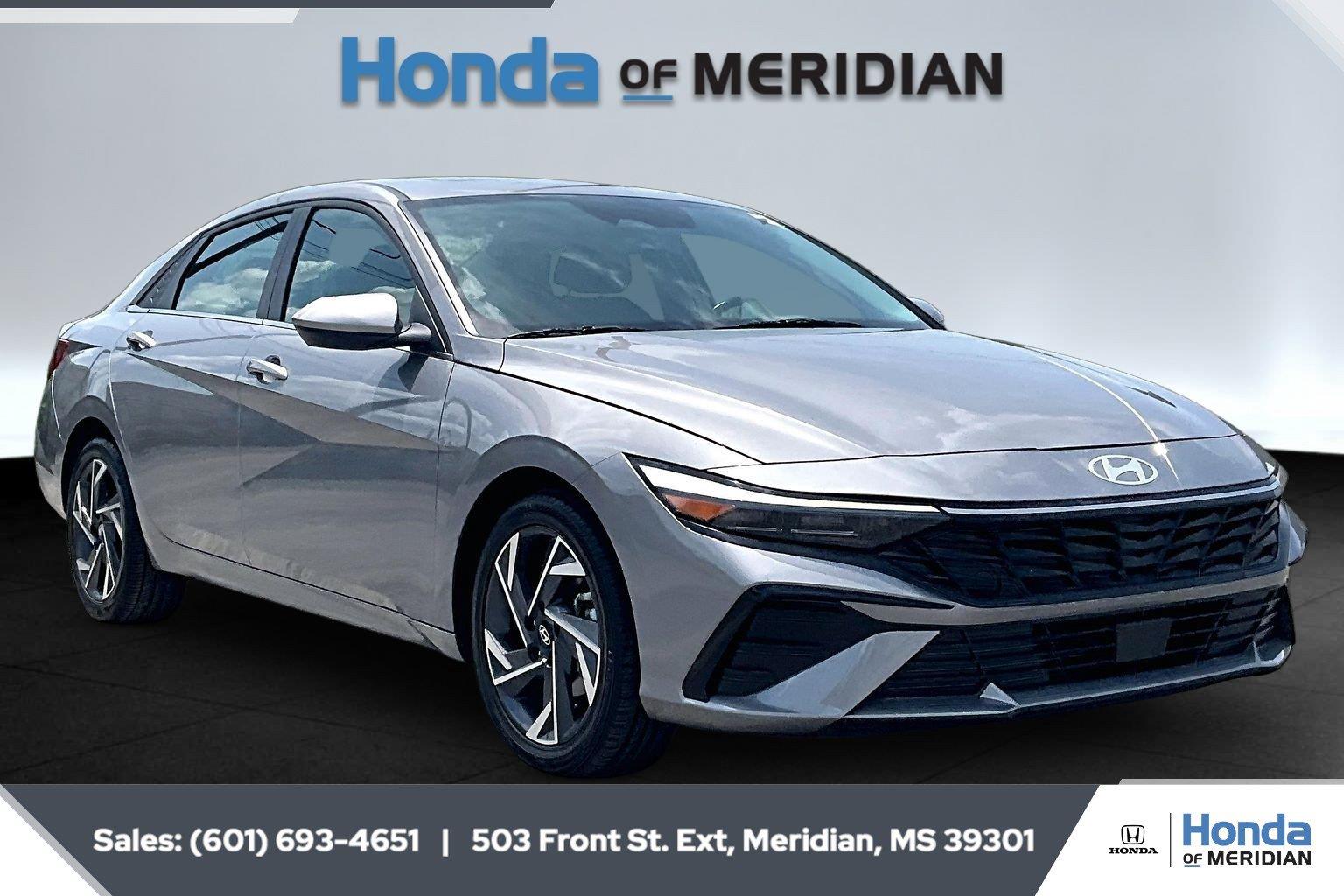 Fluid Metal 2025 Hyundai Elantra Sedan Front-Wheel Drive Continuously Variable Transmission