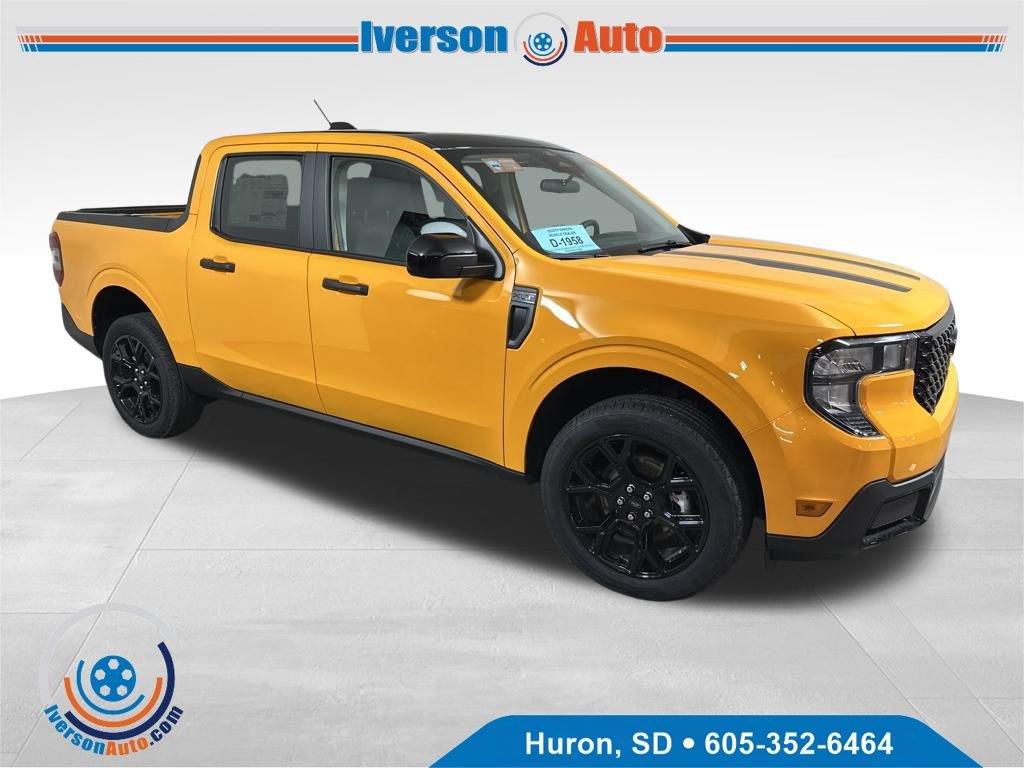 Orange Fury Metallic Tri-Coat 2026 Ford Maverick Pickup Truck All-Wheel Drive 8-Speed Automatic
