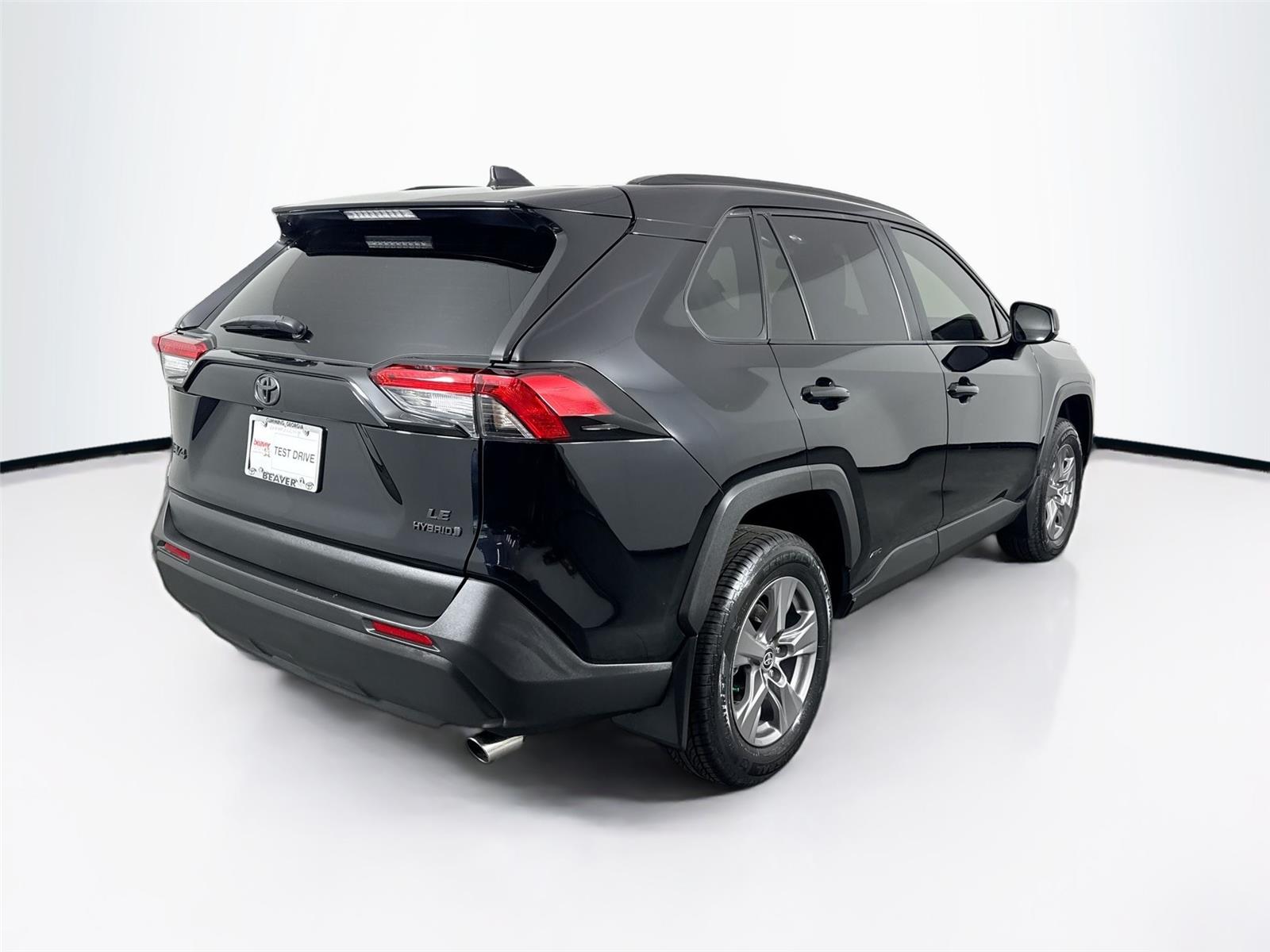 View vehicle photo 5