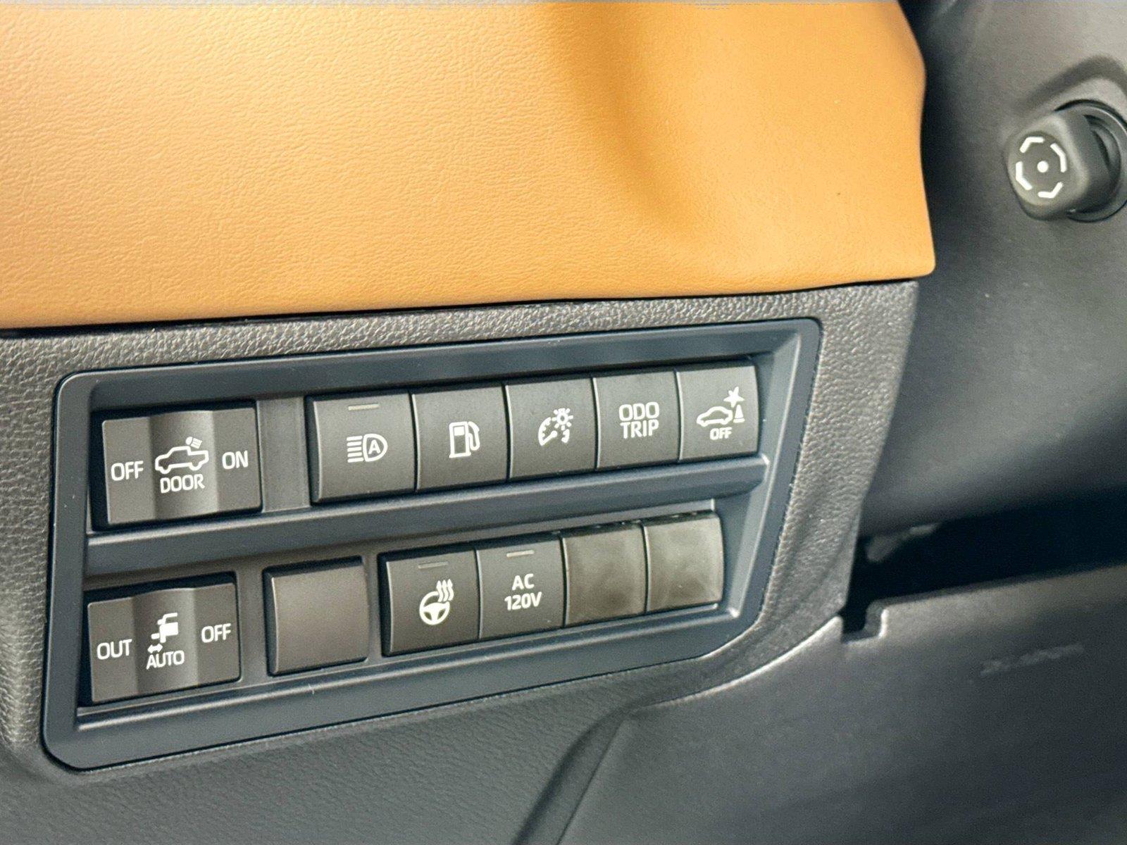 2026 Toyota Tundra 1794 Edition HV photo 14