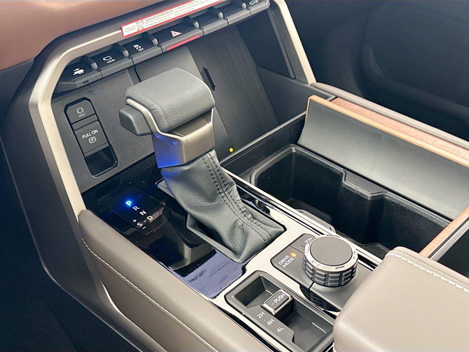 2026 Toyota Tundra 1794 Edition HV photo 29