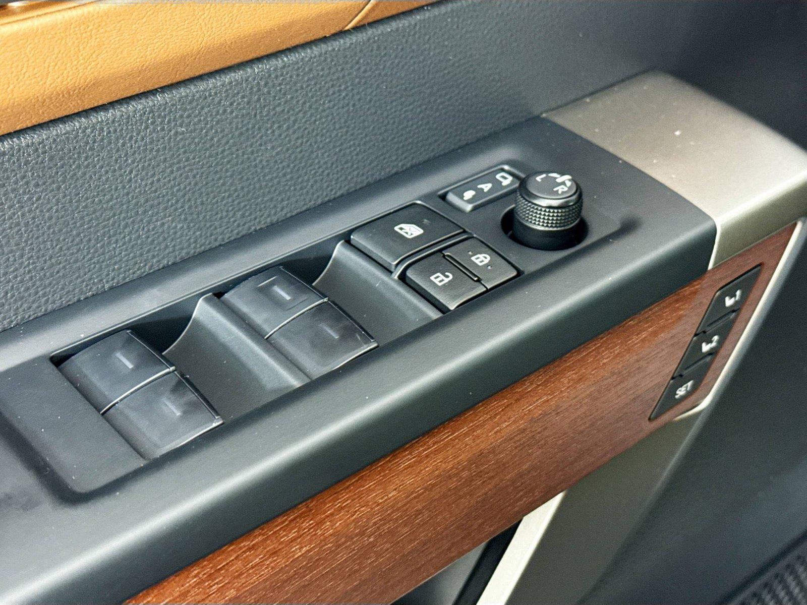 2026 Toyota Tundra 1794 Edition HV photo 30