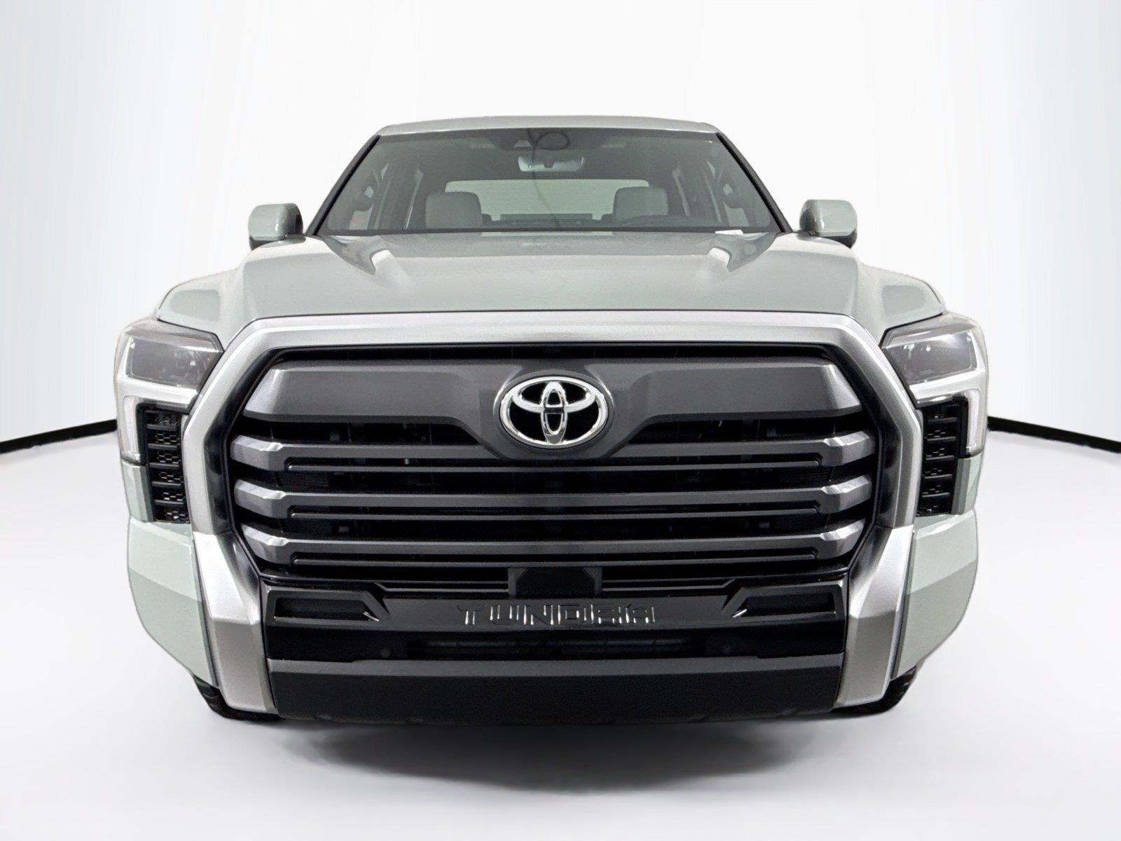 2026 Toyota Tundra Limited photo 3